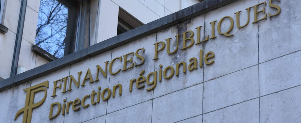 A tax transfer of 645 euros reaches 9 million French