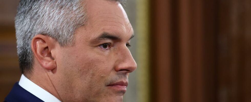 Austrian Chancellor Karl Nehammer announced will resign