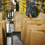 Canada unions and political staff react to Amazon warehouse closings