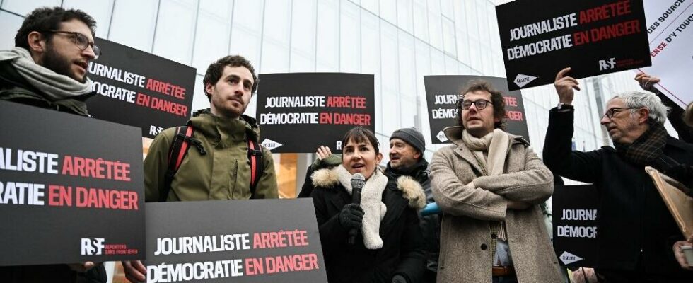 Defense secrecy French journalist Ariane Lavrilleux escapes legal proceedings