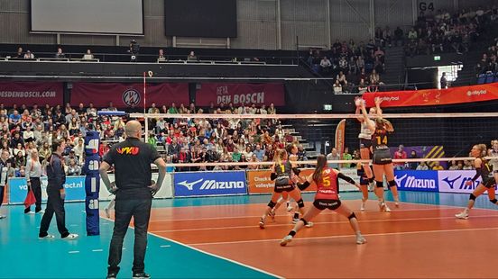 Disaster scenario averted Utrecht volleyball players will also be premier