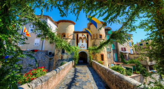 Entrevaux hidden gem of the Alpes de Haute Provence