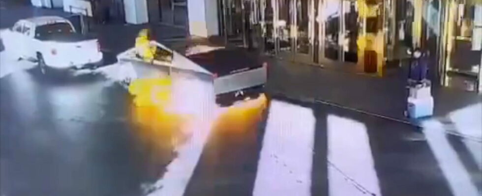 Explosion of a Tesla in Las Vegas this point in