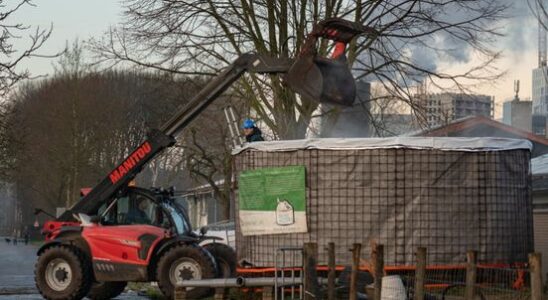 For example students on a university farm make energy from