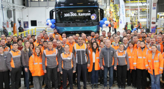 Ford Trucks downloaded 300 thousandth of the truck from the