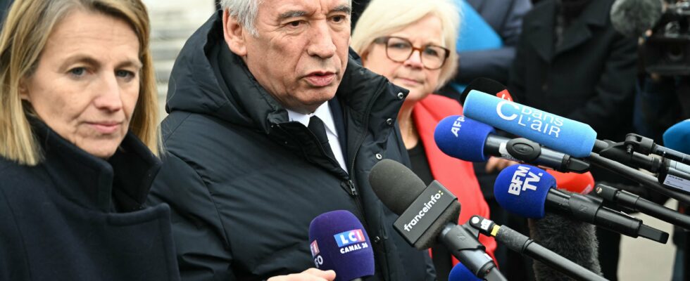 Francois Bayrou sets the objective of an agreement at the