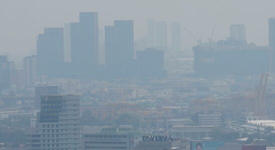 Free Public Transport in Smog Listed Bangkok