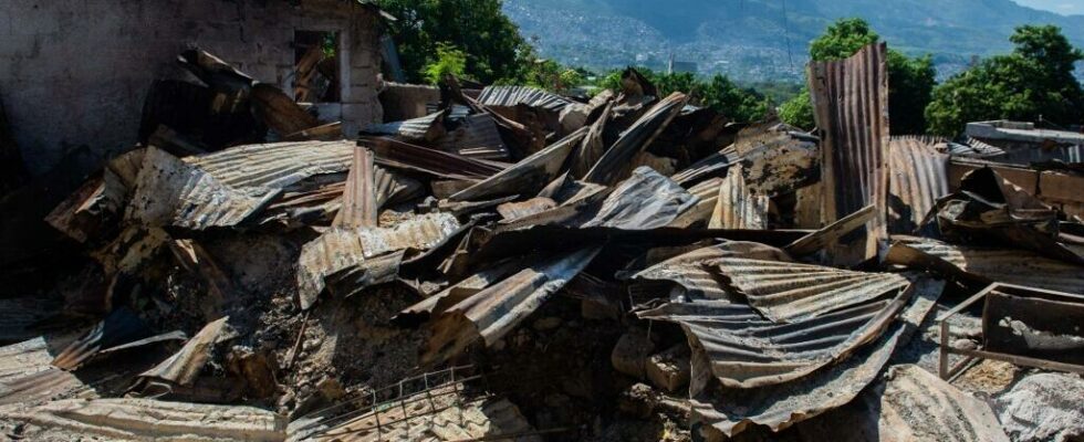 Haiti residents victims of abuses in distant areas of Port au Prince