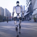 Humanoid robot Unitree G1 now walks much more comfortably Video