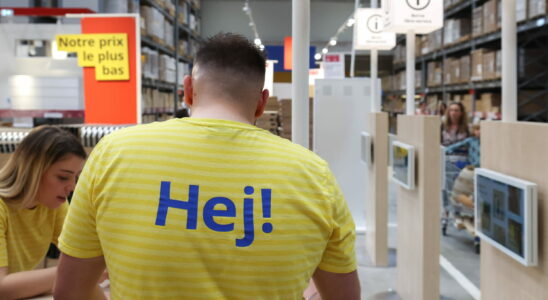 I am a seller at Ikea in Switzerland and here