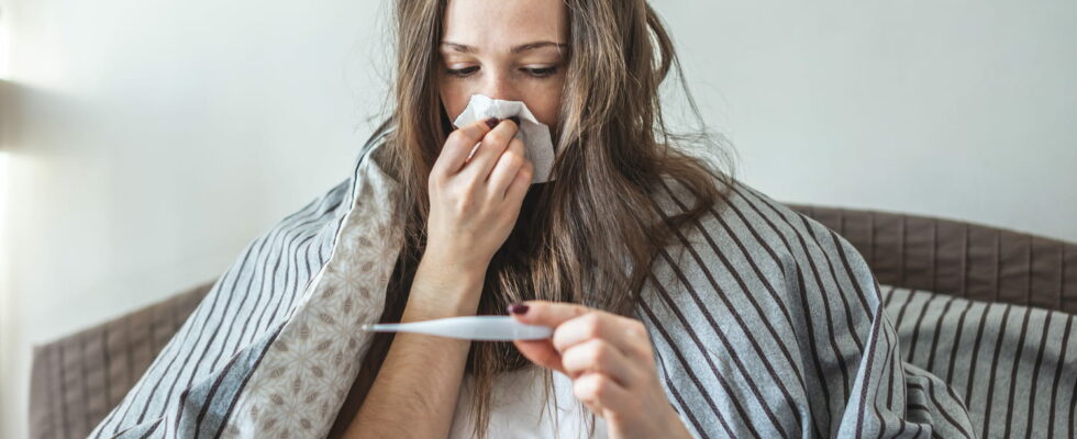 Influenza B symptoms contagion stronger than influenza A