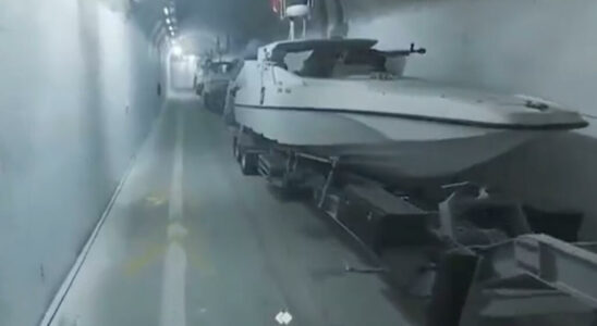 Iran unveils underground naval base