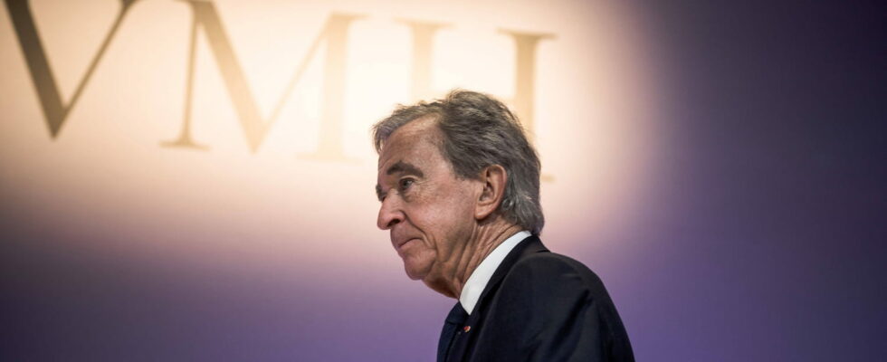 Its the cold shower Arnault attacks Bayrou laughs and threatens