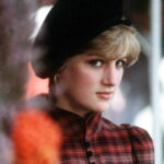 Lady Di started fashion her way of wearing boots is