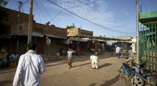 Mali by targeting a local religious leader Jnim marks a