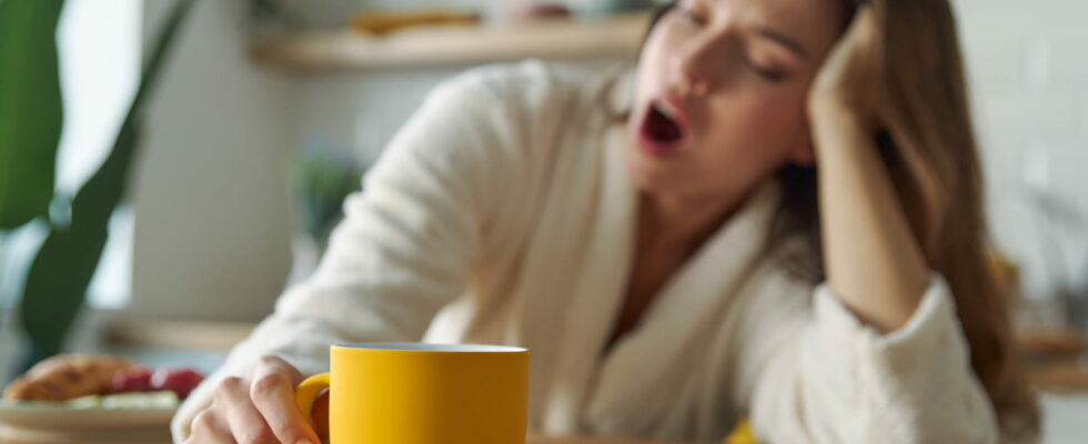 Many make this mistake when waking up it sabotages energy