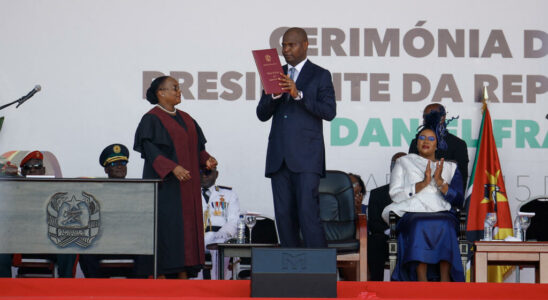 Mozambique Daniel Chapo inaugurated president in Maputo under high tension