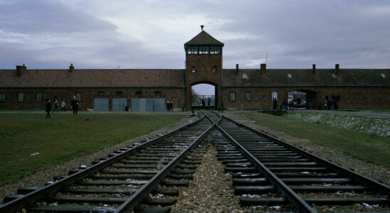 Poland commemoration of the Liberation of Auschwitz speech to survivors