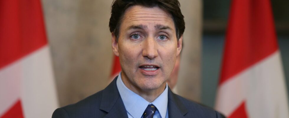 Prime Minister Justin Trudeau announces that he will leave power