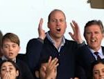 Prince William surprised football fans offered the beers to