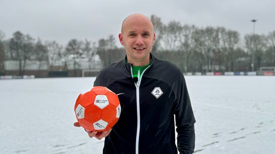 Referee Michael narrowly misses the prize but whistles cheerfully Dont