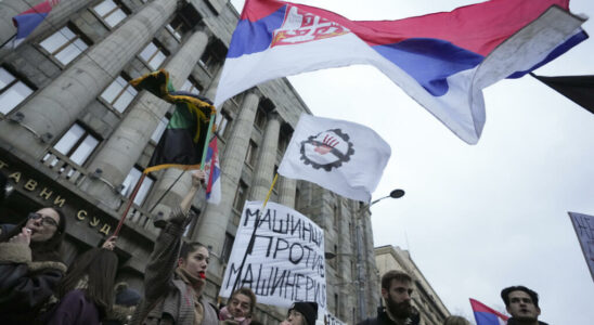 Serbia lawyers declare strike in support of anti corruption movement