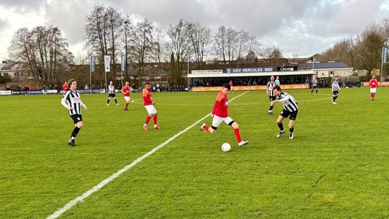 Slider Spakenburg IJsselmeervogels and Hercules are doing good business