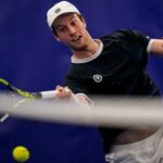 Sports Short week 3 Van de Zandschulp advances in doubles