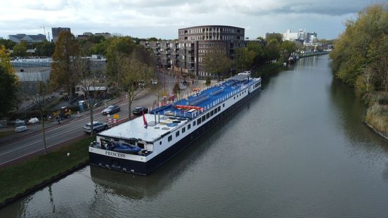 Stripe under lengthy lawsuit surrounding asylum boat Nieuwegein which has