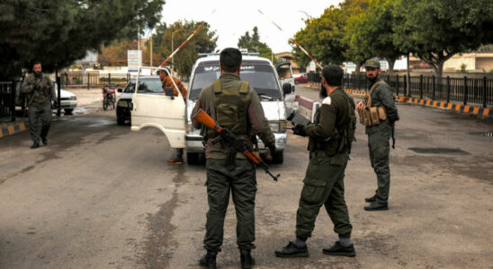 Syria HTS fighters continue the hunt for loyalists to the