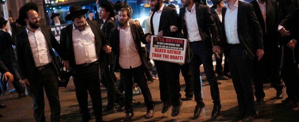 The recruits for the ultra orthodox brigade move in