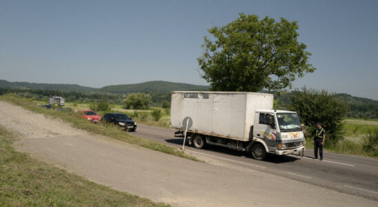 Ukraine a vast police operation launched against those resisting the