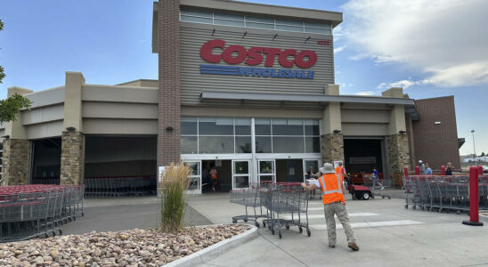 United States Costco supermarkets are opposed to the first anti division