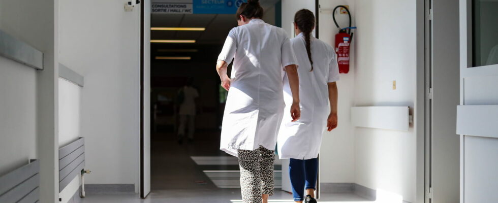 What demands does the NFP make for the public hospital