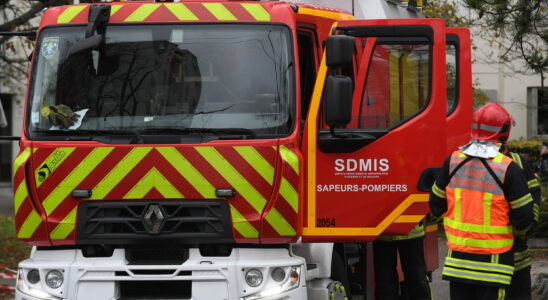 a house fire kills three people including two children