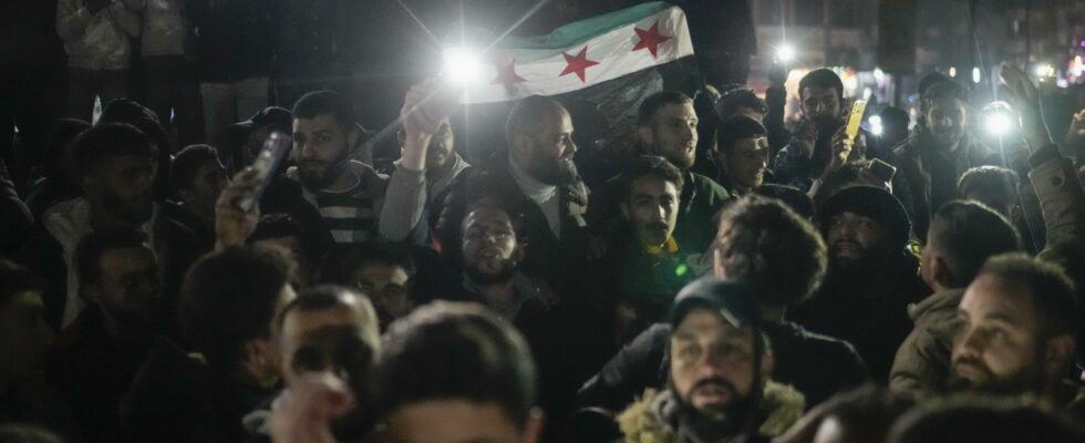 new authorities operate in Homs to arrest members of the