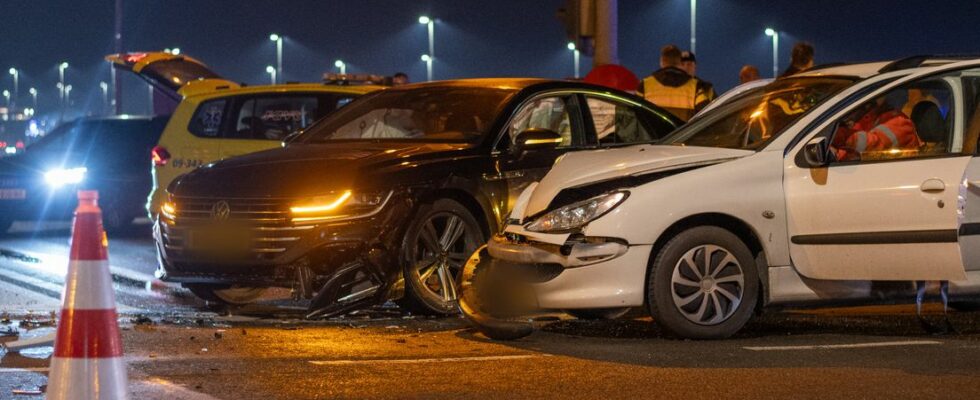 112 news collision between two cars on A2 Wounded