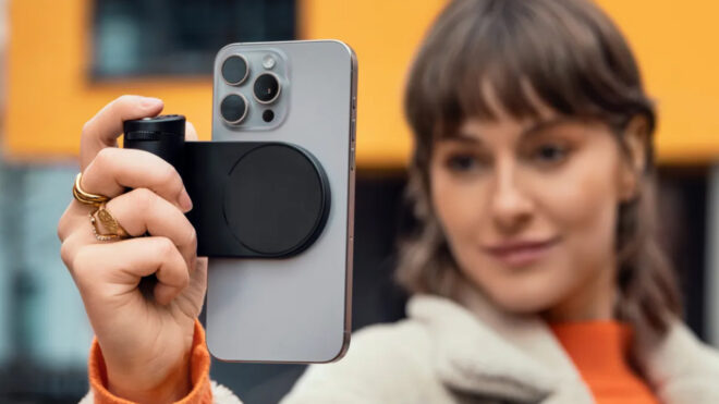 1738881535 41 Leica prepared a 329 camera apparatus for iPhones