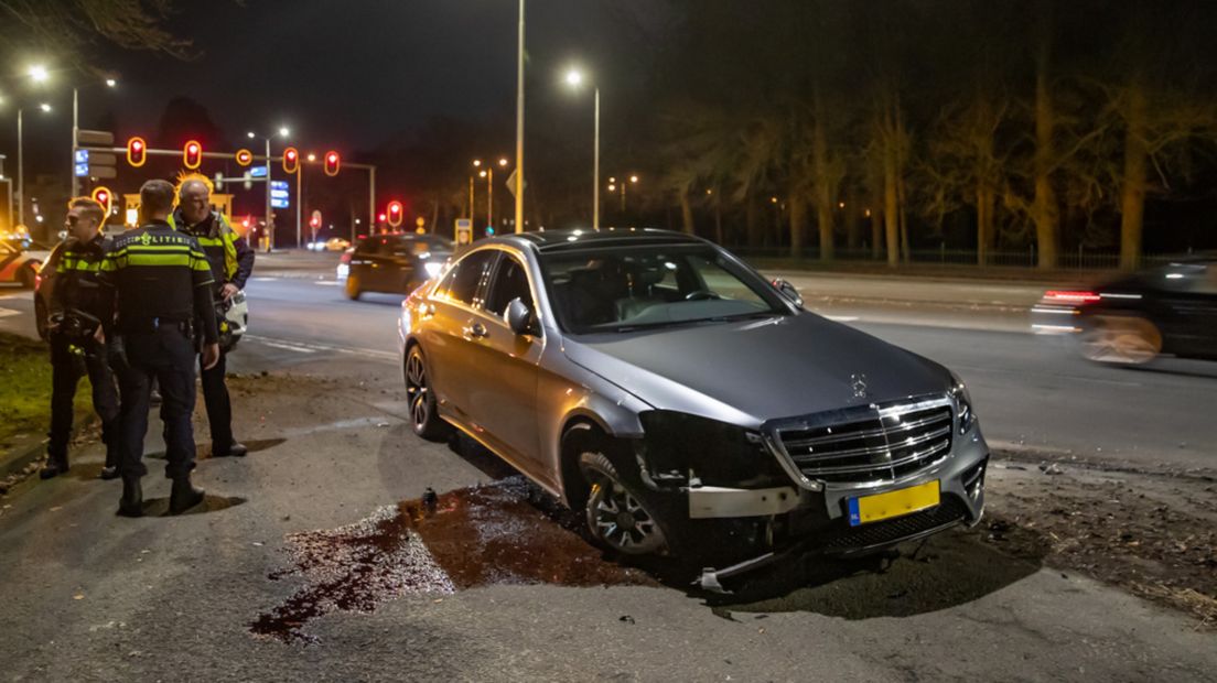 1740313807 144 112 news accident at Beneluxlaan in Utrecht Car over