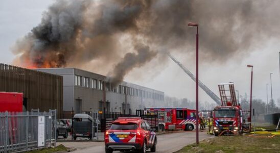 A lot of damage after major fire in business premises