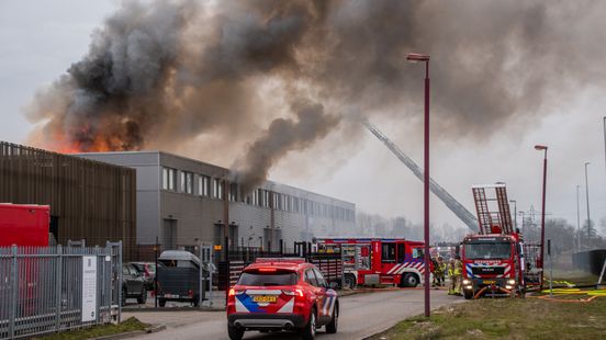 A lot of damage after major fire in business premises