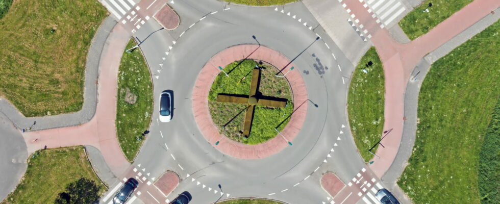 A new type of roundabout has just appeared on French