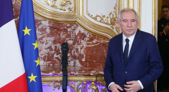 Algeria What the 1968 agreement contains that Francois Bayrou threatens