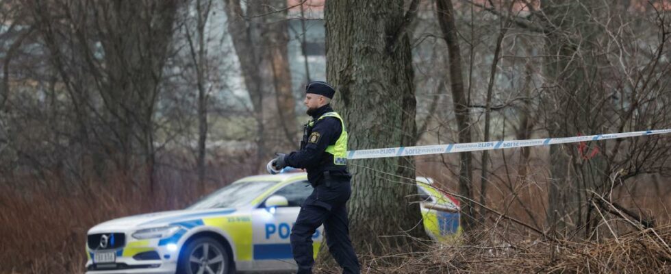 Armed attack on school in Sweden Police announced that 10