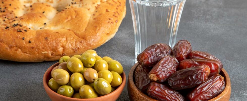 Attention to nutritional errors made in iftar and sahur The