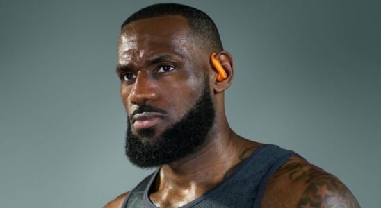 Beats PowerBeats Pro 2 With Lionel Messi and LeBron James