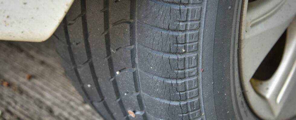 Beware of the limited lifespan of your tires here is