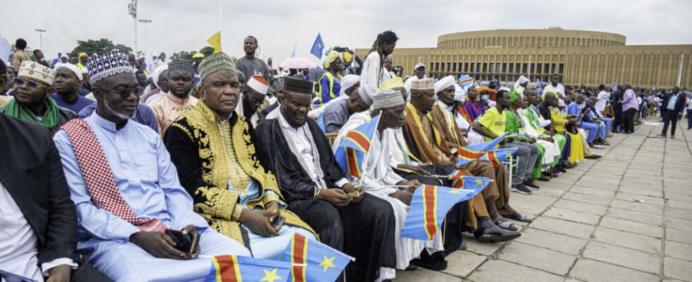 DRC the chiefs of the churches presented to President Tshisekedi