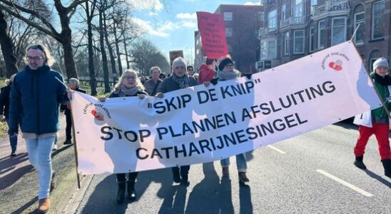 Demonstration against the end of Utrechtse Catharijnesingel Skip de Knip