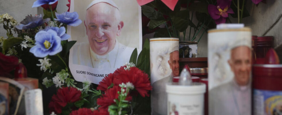 Denied around the renunciation of Pope Francis always hospitalized in